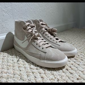 Nike Blazer Mid Vintage Suede Sneakers- 7.5 Women